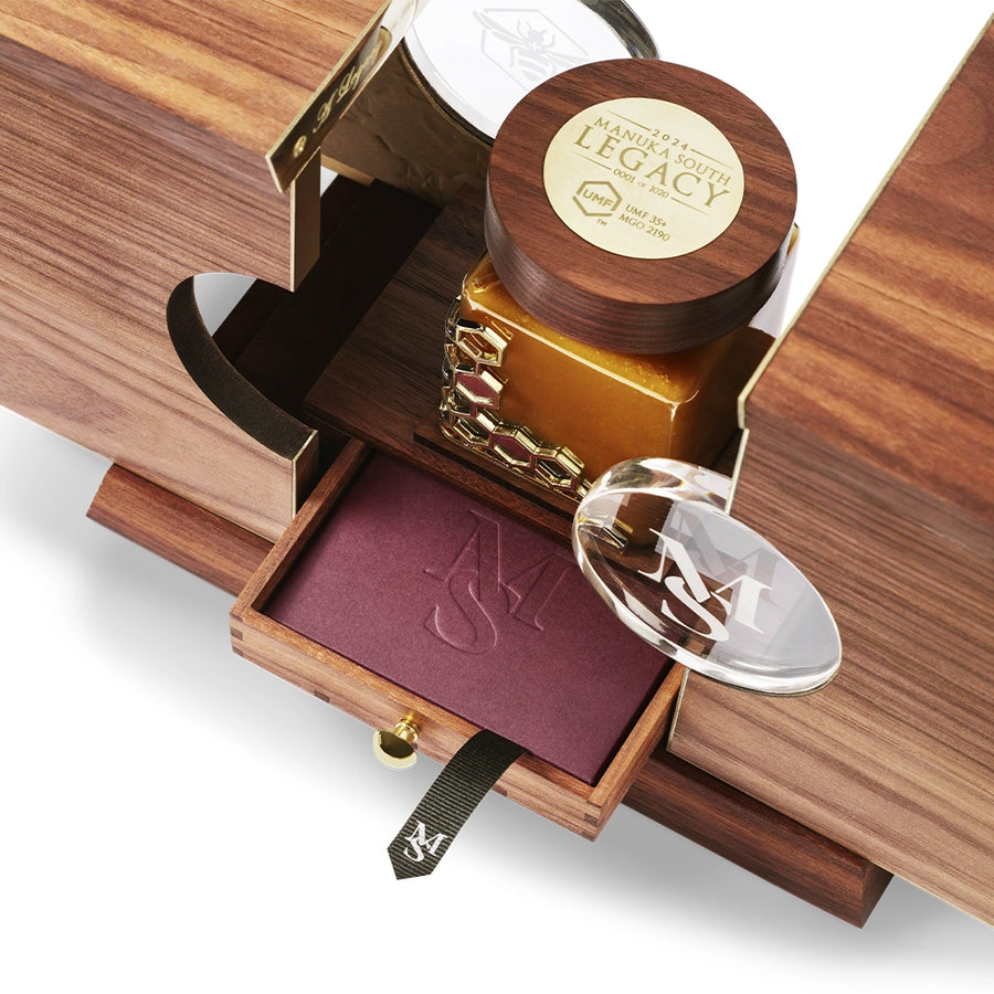 Manuka honey UMF 35+ drawer open