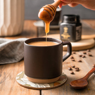 Manuka Honey in Coffee