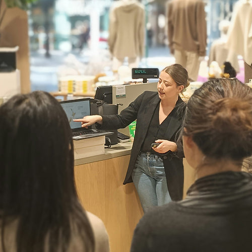 Wholesale Mauka Honey Staff Training